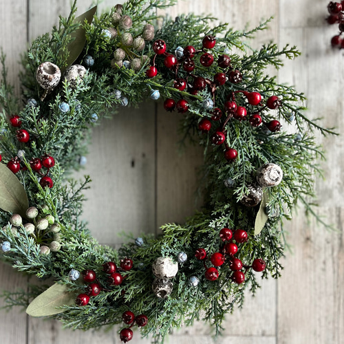 木の実いっぱいクリスマスリース(アーティフィシャル 26cm) リース