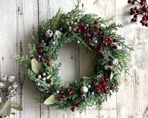 木の実いっぱいクリスマスリース(アーティフィシャル 26cm) リース
