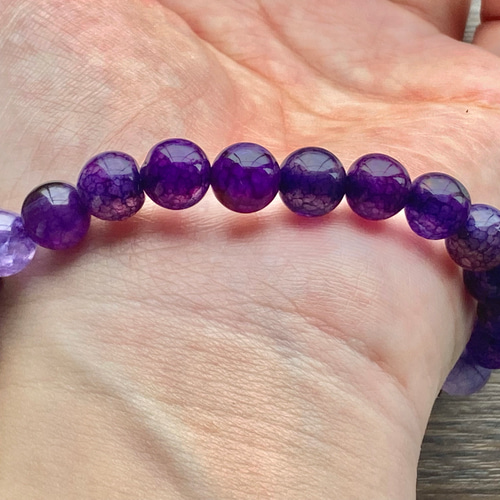 透明感のあるパープルカラードラゴンアゲート【龍門瑪瑙】ブレスレット