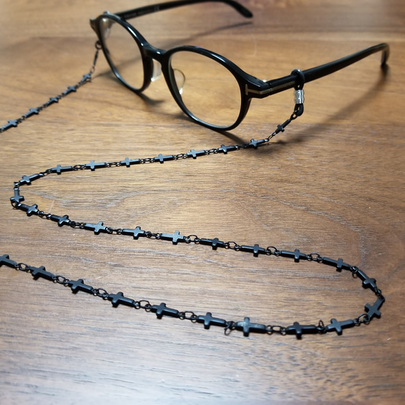 メガネチェーン　マットブラック　ネックレス　  メンズ　クロス　防寒　メガネコード 1枚目の画像