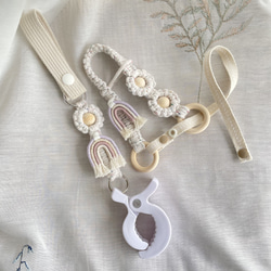 【専用】いちご　シューズクリッパー　マグホルダー　マルチクリップ マルチクリップ シューズクリップ マグホルダー マクラメ 虹