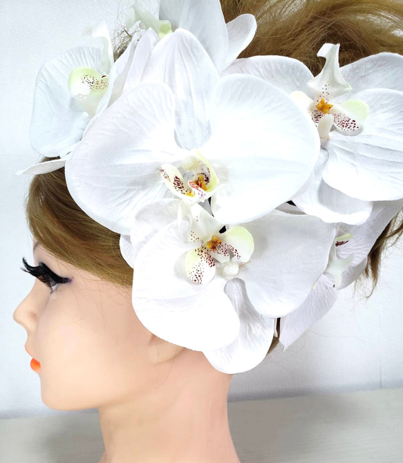 9 髪飾り 白  胡蝶蘭　卒業式 成人式 結婚式 和装　白無垢　ウェディング 3枚目の画像