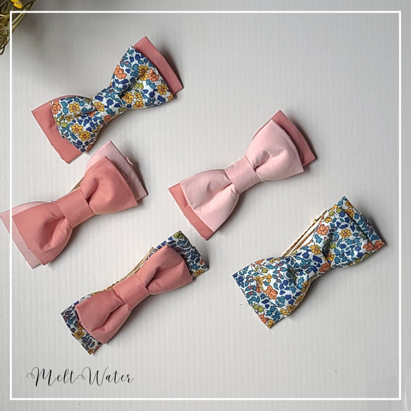 男の子も似合う くすみピンクの蝶ネクタイ ブローチタイプ 雑貨