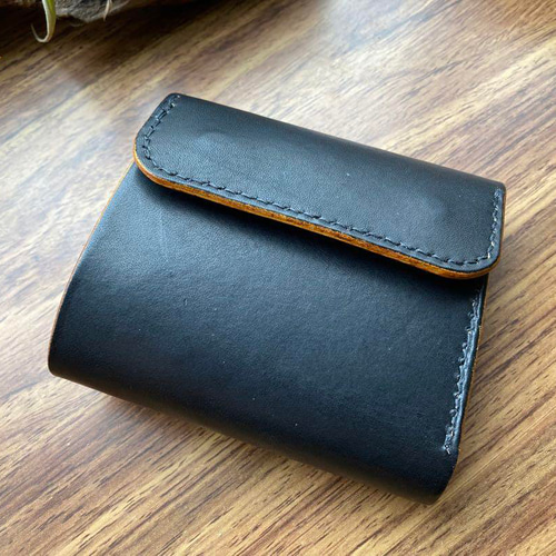 手染め ブラック 本革 三つ折り財布 ヌメ革 手縫い ハンドメイド 三