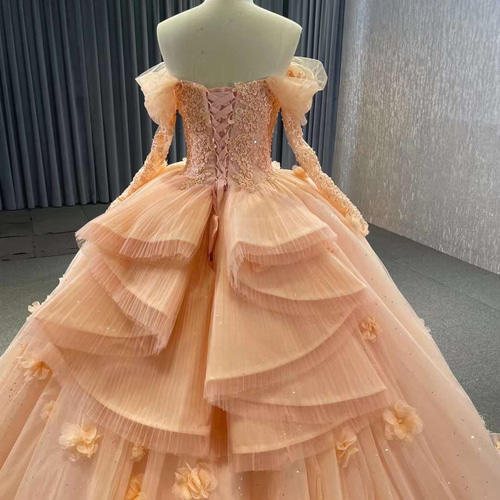 素敵☆フラワーウェディングドレス☆お色直しカラードレス