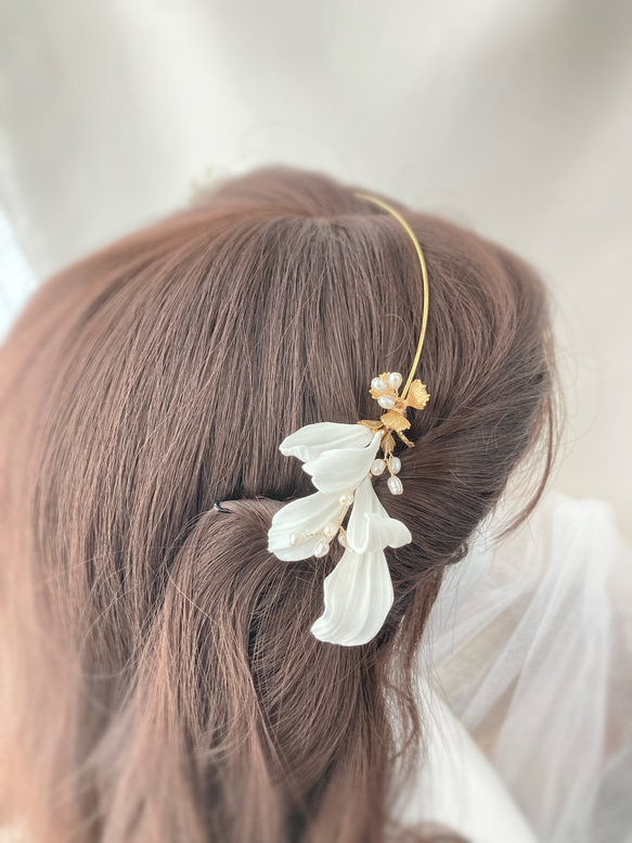 ★限定★結婚式　ブライダル　パール　花　白　ゴールド　バックカチューシャ　ヘッドドレス　 H026 8枚目の画像