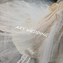 豪華！ウエディングドレス ベアトップ 華やかなトレーン 高級刺繍 花嫁/結婚式/披露宴 3枚目の画像