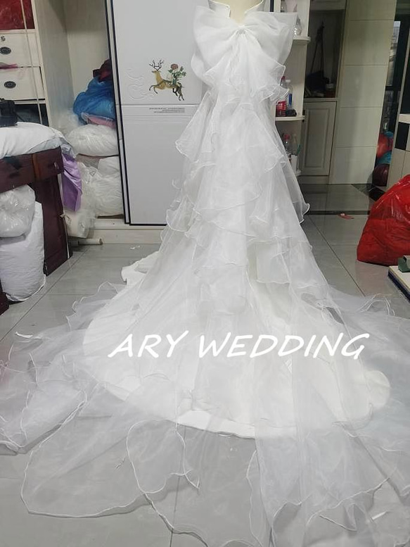 ウェディングドレス　トレーン　リボン 楽天市場】前撮り ドレス【着後レビュー特典】【トレーンの有無が