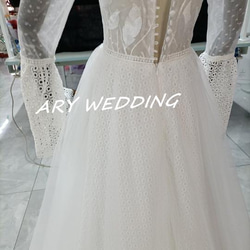 フランス風 オフホワイト フレア袖 ウエディングドレス 3D立体レース刺繍 セクシー 結婚式 /挙式 11枚目の画像