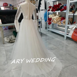フランス風 オフホワイト フレア袖 ウエディングドレス 3D立体レース刺繍 セクシー 結婚式 /挙式 13枚目の画像