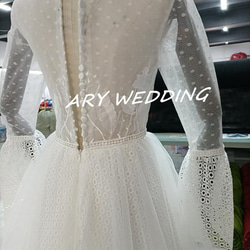 フランス風 オフホワイト フレア袖 ウエディングドレス 3D立体レース刺繍 セクシー 結婚式 /挙式 9枚目の画像