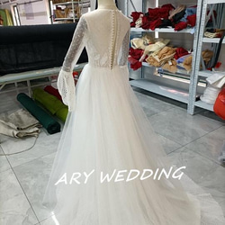 フランス風 オフホワイト フレア袖 ウエディングドレス 3D立体レース刺繍 セクシー 結婚式 /挙式 12枚目の画像