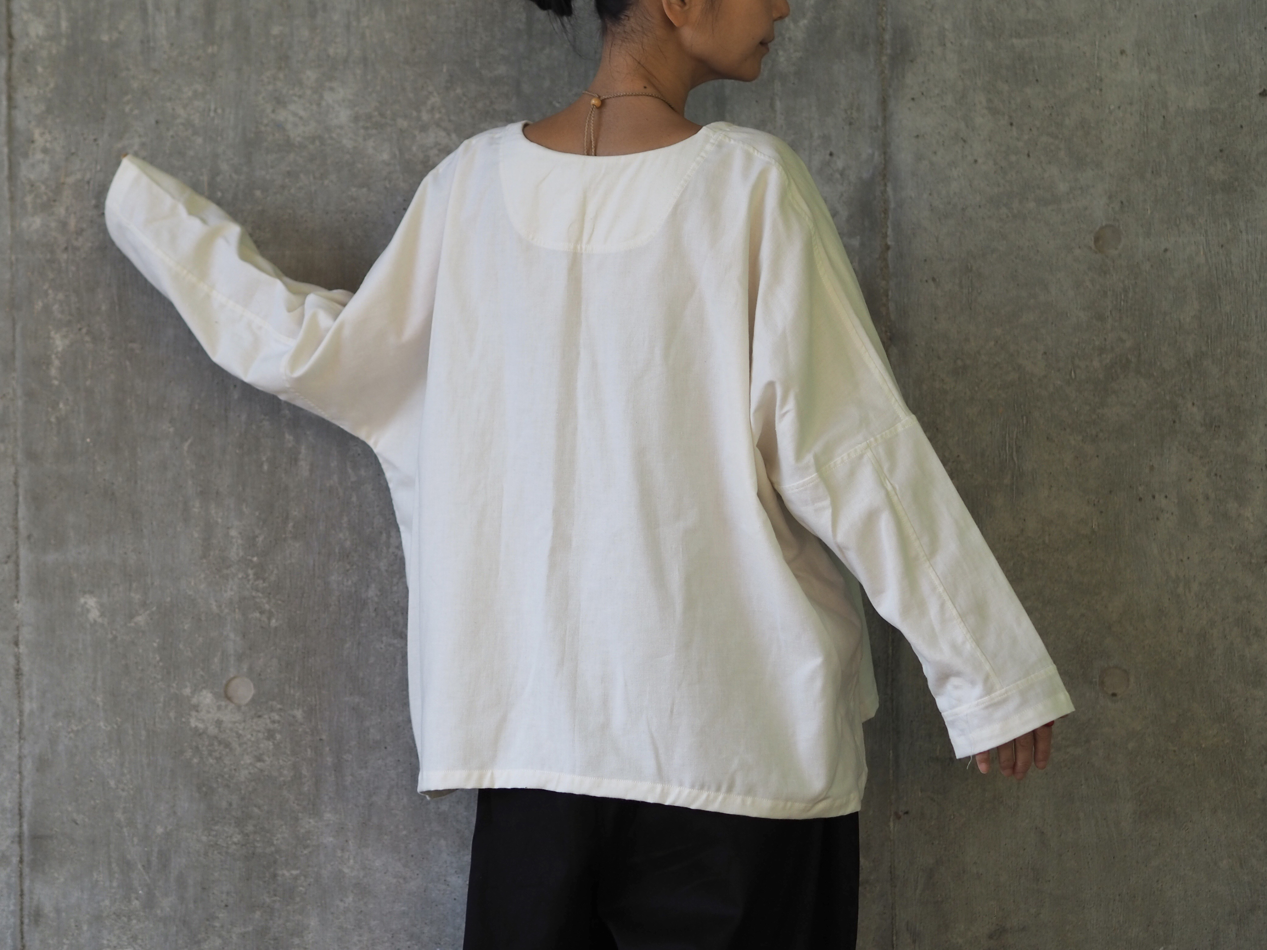 ふわっと起毛コットン、シンプル長袖トップス/ホワイト