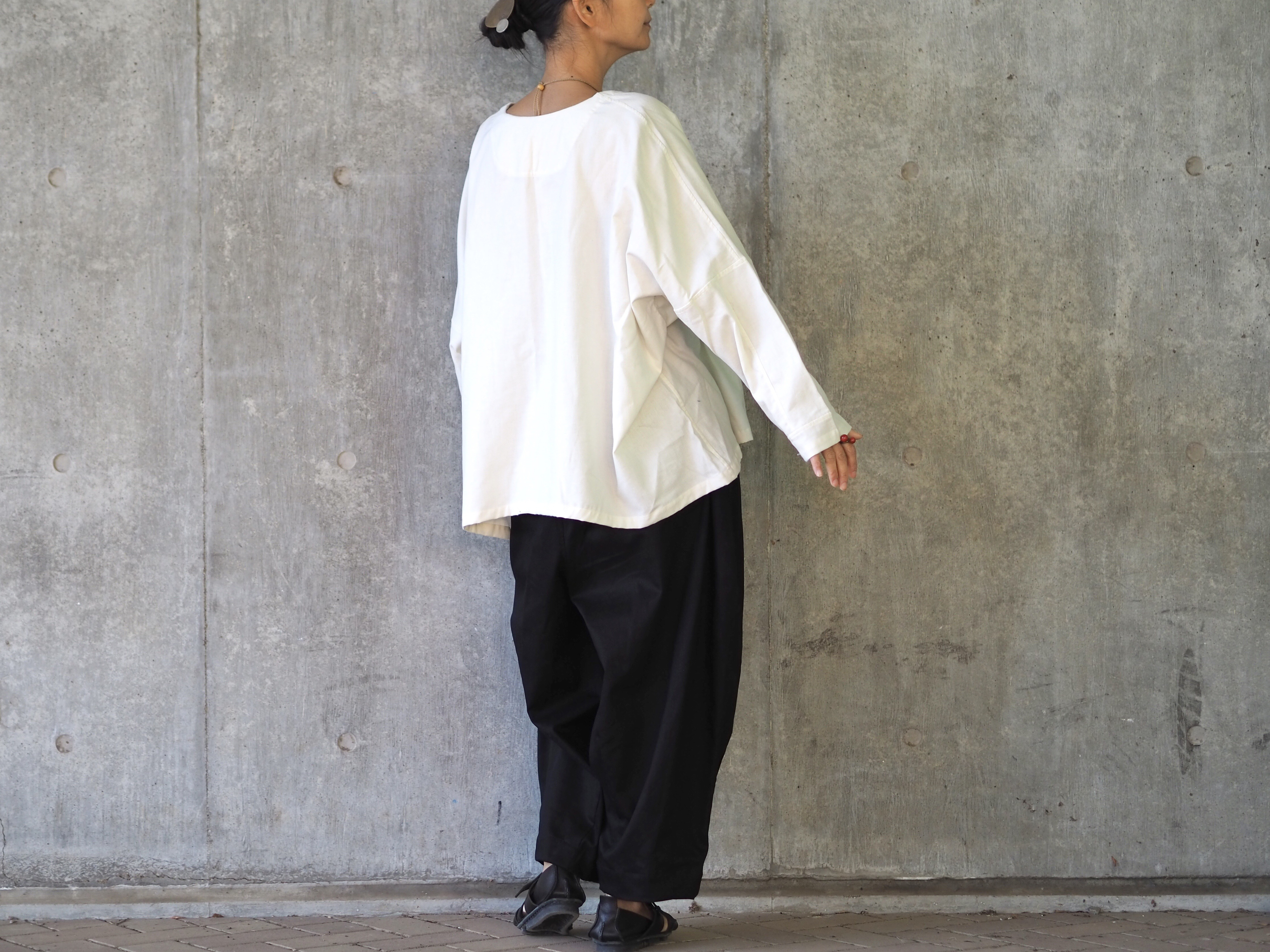 ふわっと起毛コットン、シンプル長袖トップス/ホワイト