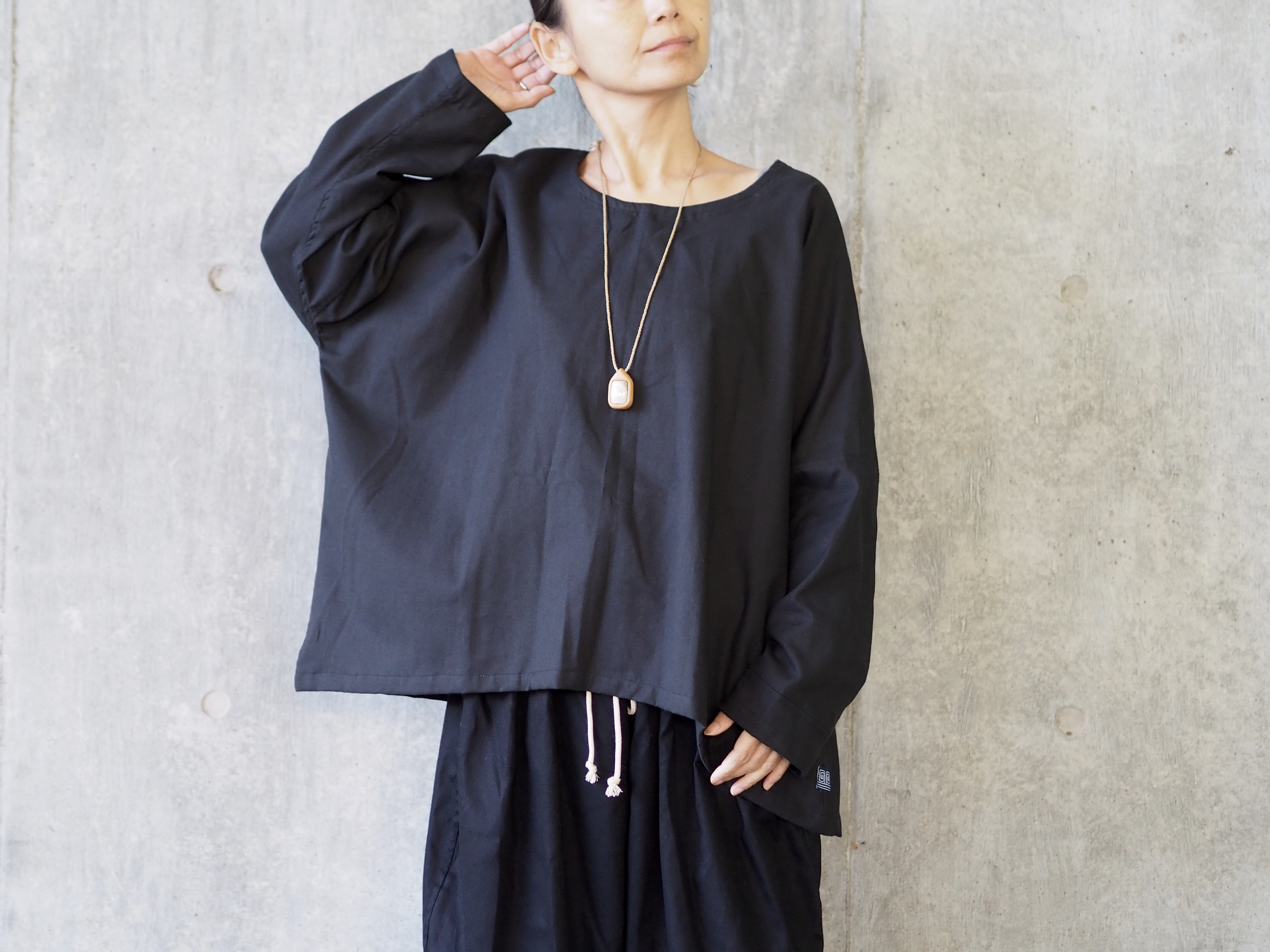 ふわっと起毛コットン、シンプル長袖トップス/ホワイト