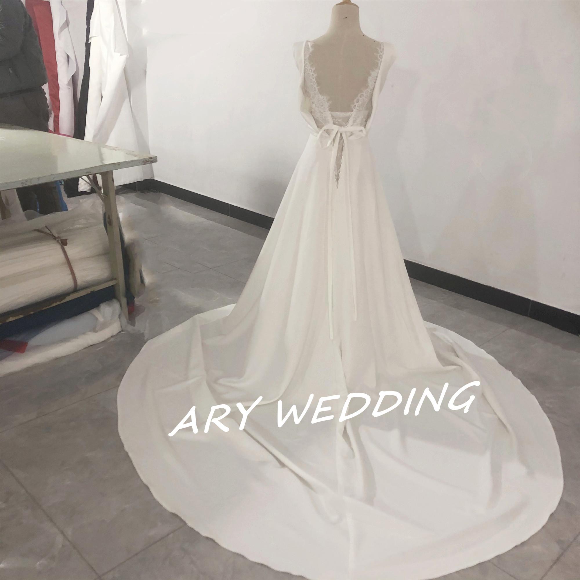 フランス風 ウエディングドレス Vネックドレス 背中見せ 二次会/披露宴 セクシー 憧れのドレス