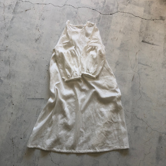 ふんわりギャザー袖ワンピースFRENCHLINEN100% 3枚目の画像