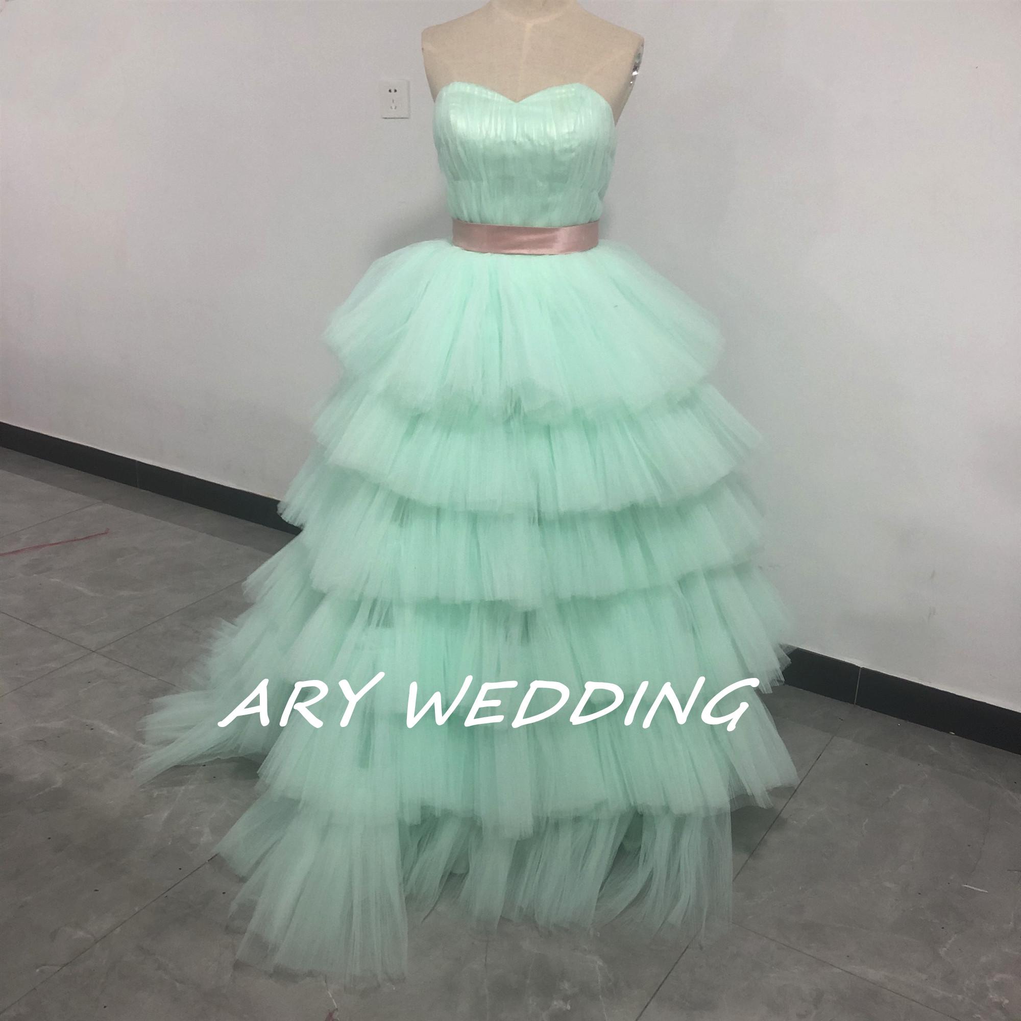 豪華！カラードレス 水色 ベアトップ 可愛い プリンセスライン 柔らかく重ねたチュールスカート 花嫁/前撮り