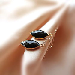 14KGF/ BLACK ONYX MARQUISE EARRINGS 2枚目の画像