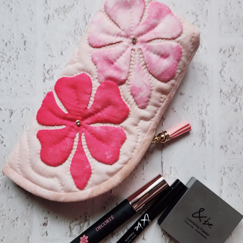 きらきら♪ハワイアンキルト＊ハイビスカスの眼鏡ケース/ポーチ