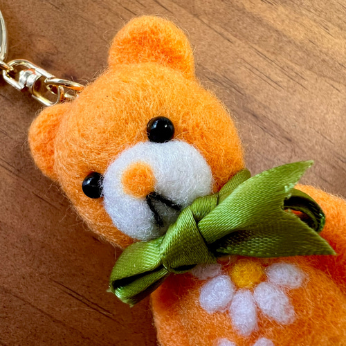 【✽確認用✽】レトロオレンジのくまさん✽羊毛フェルト 羊毛フェルト くまフラワー （bear bear シリーズ） 羊毛フェルト