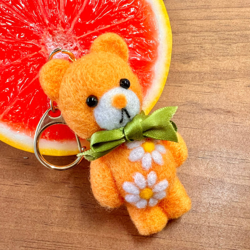 【✽確認用✽】レトロオレンジのくまさん✽羊毛フェルト 羊毛フェルト くまフラワー （bear bear シリーズ） 羊毛フェルト