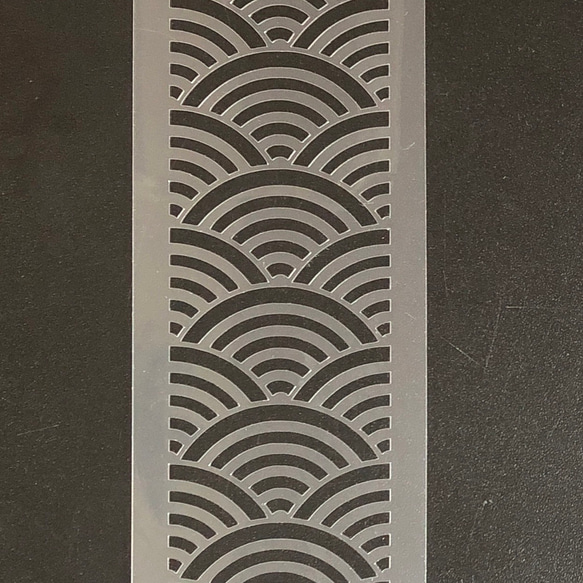 青海波　帯　縦　NO292　和風地紋50番　ステンシルシート　型紙　図案 2枚目の画像