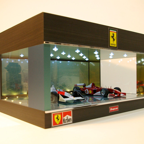 モネ1/18展示可・W&B・ディスプレーBOX/LED40灯・ネオジオラマ 1/18、2〜3台展示可・W&B・ディスプレーBOX/LED40灯・ネオジオラマ