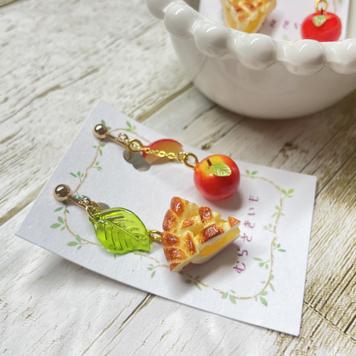 HEXENHAUS ハンドメイド　フェイクスイーツ　アクセサリー　りんご 小さなりんご🍎】 粘土でミニチュアのりんごを作りました。 - 思いつき