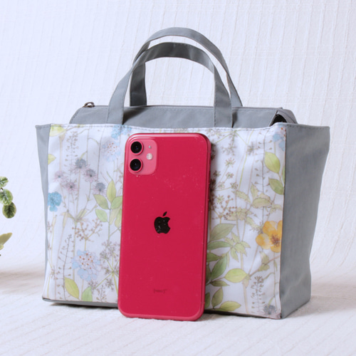 専用　バッグ生地 ネオプレーン素材トートバッグ 2点セット サコッシュ セット【SWEET