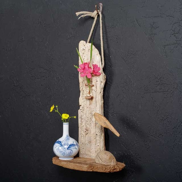 板流木と流木の花器、フラワーベース　一輪挿し　花瓶　wood vase　　２６ー１ 2枚目の画像