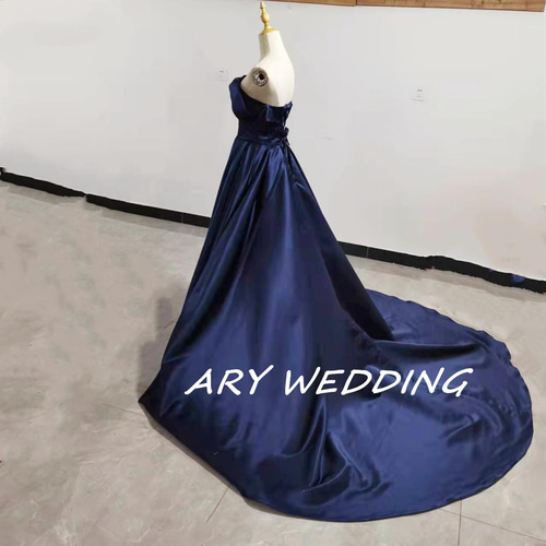 高品質！パーティードレス オフショル 紺 光沢サテン エレガント  