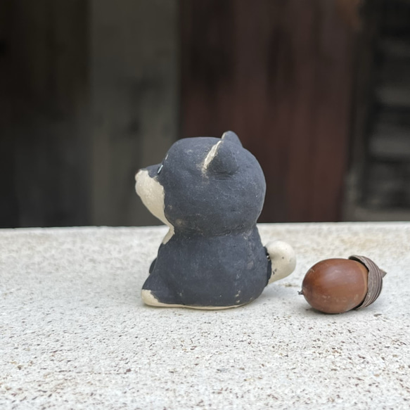 柴犬　子(黒）　O-409-2　　陶製　/Shiba Inu/柴犬/Hund 4枚目の画像