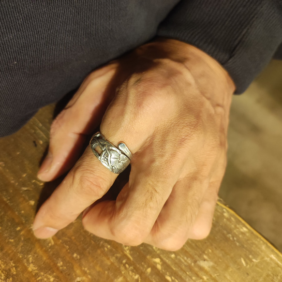 推薦您的第一枚戒指，帶有日本幸運符圖案“松樹”的古董銀勺重製戒指_0830 第13張的照片