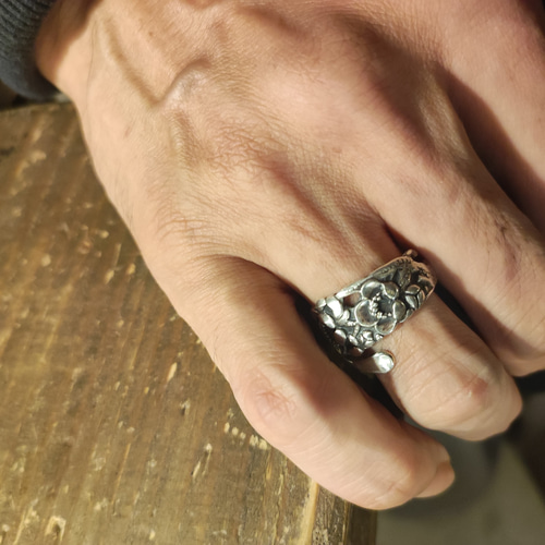 FOXEY 花モチーフリング シルバー かわいい梅の花はユニセックス