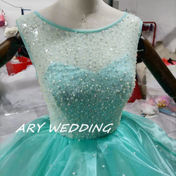 高品質！ハンドメイドパール  カラードレス 可愛い プリンセスライン  憧れのドレス　花嫁/結婚式 9枚目の画像