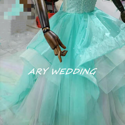 高品質！ハンドメイドパール  カラードレス 可愛い プリンセスライン  憧れのドレス　花嫁/結婚式 3枚目の画像