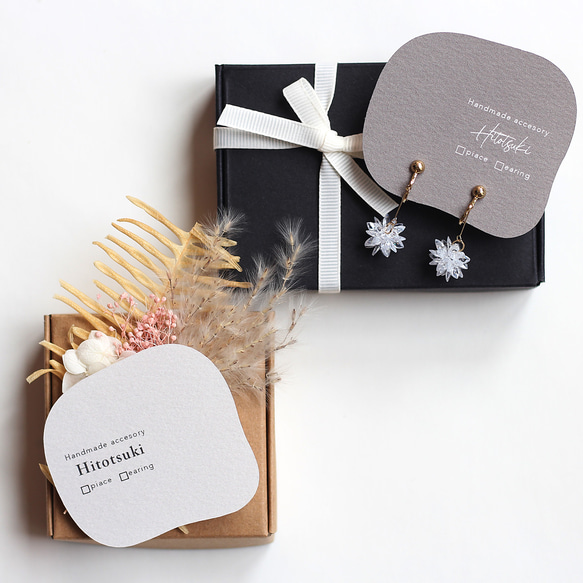 アクセサリー台紙 型抜き セミオーダー 4枚目の画像