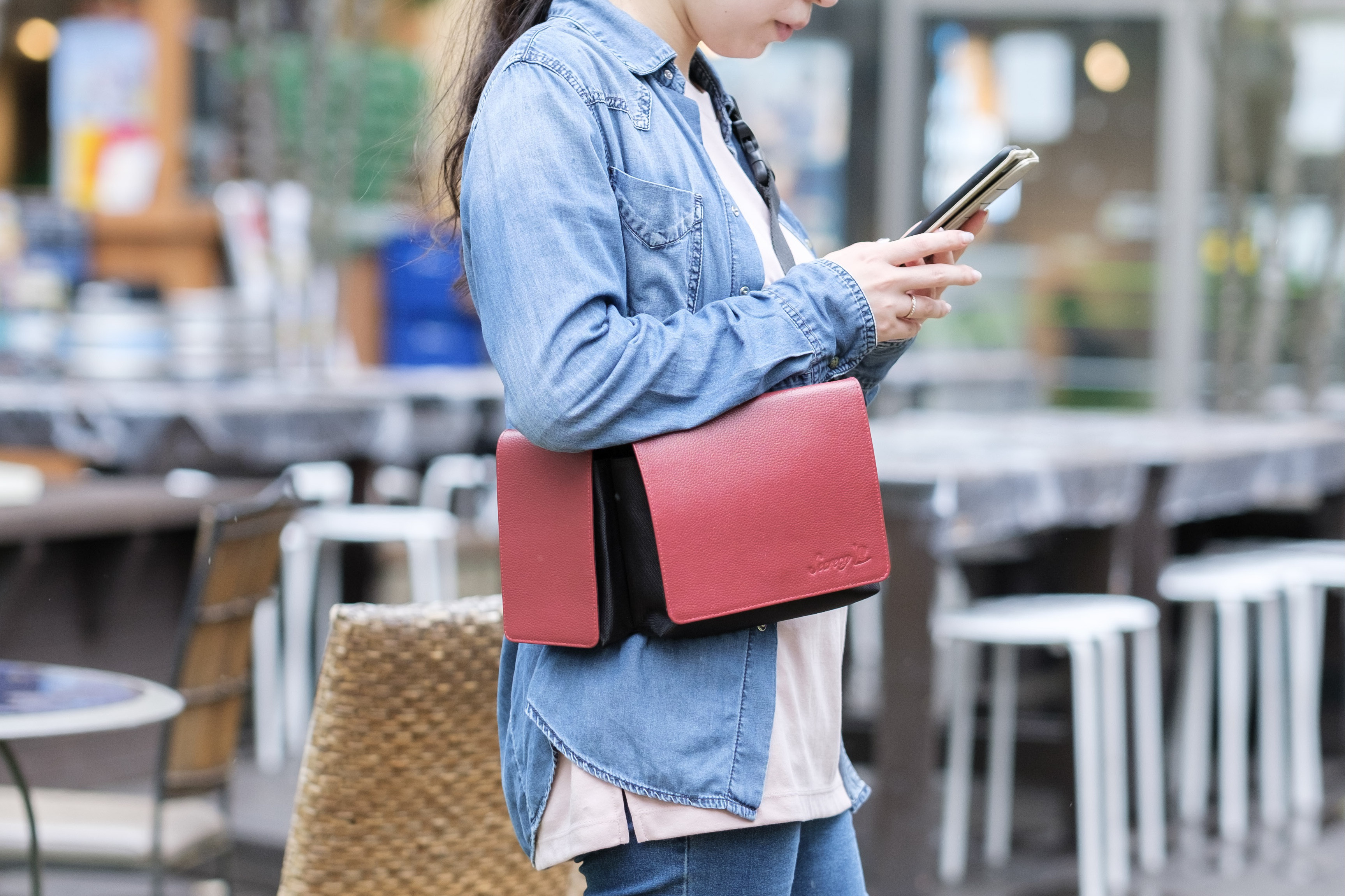 270gの超軽量！Body&Hipbag（ナイロン×牛革コンビ）レッド