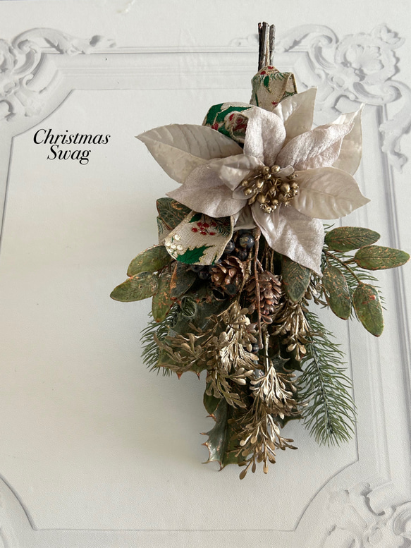 クリスマススワッグ” 花材は全てアーティフィシャルフラワー(造花) お