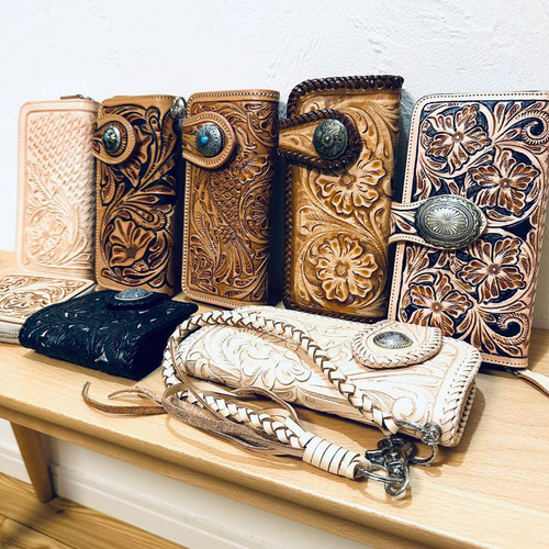 新品ビンテージ☆花柄カービングの長財布 ロングウォレット 本革