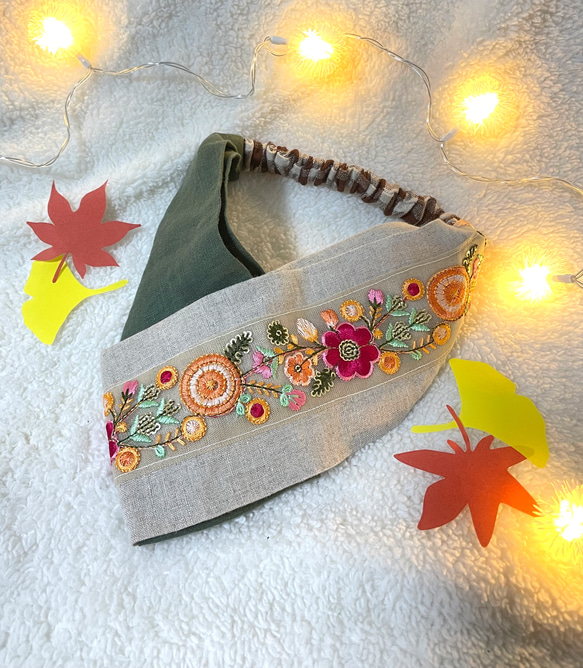 選べる！秋カラー　ヘアターバン　ヘアバンド　ヘアアクセサリー　秋　Autumn インド刺繍リボン 1枚目の画像