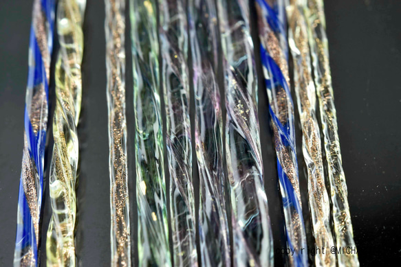 キラキラ新色！モッティの細密なガラス棒、ガラスレース棒（11378-467） ダイクロ＆アベンチュリンゴールド入り 1枚目の画像