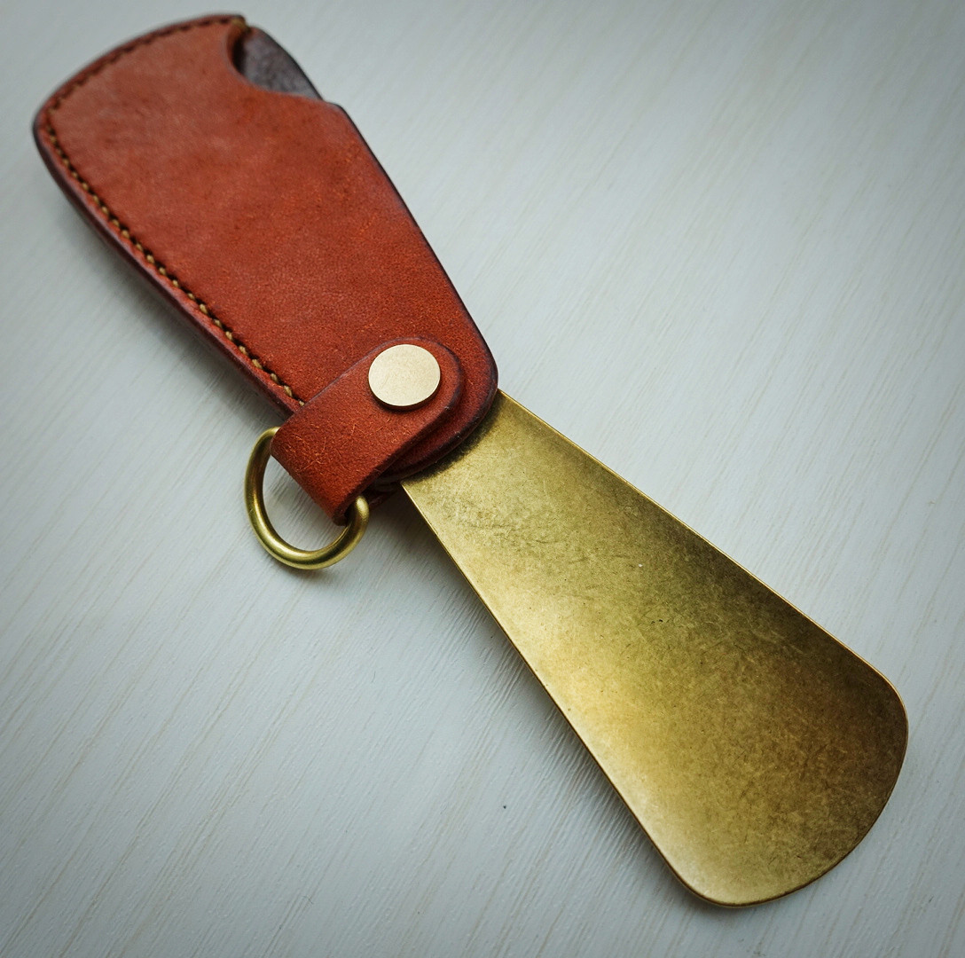 シューホーン【靴べら】　本革☓真鍮        Ω