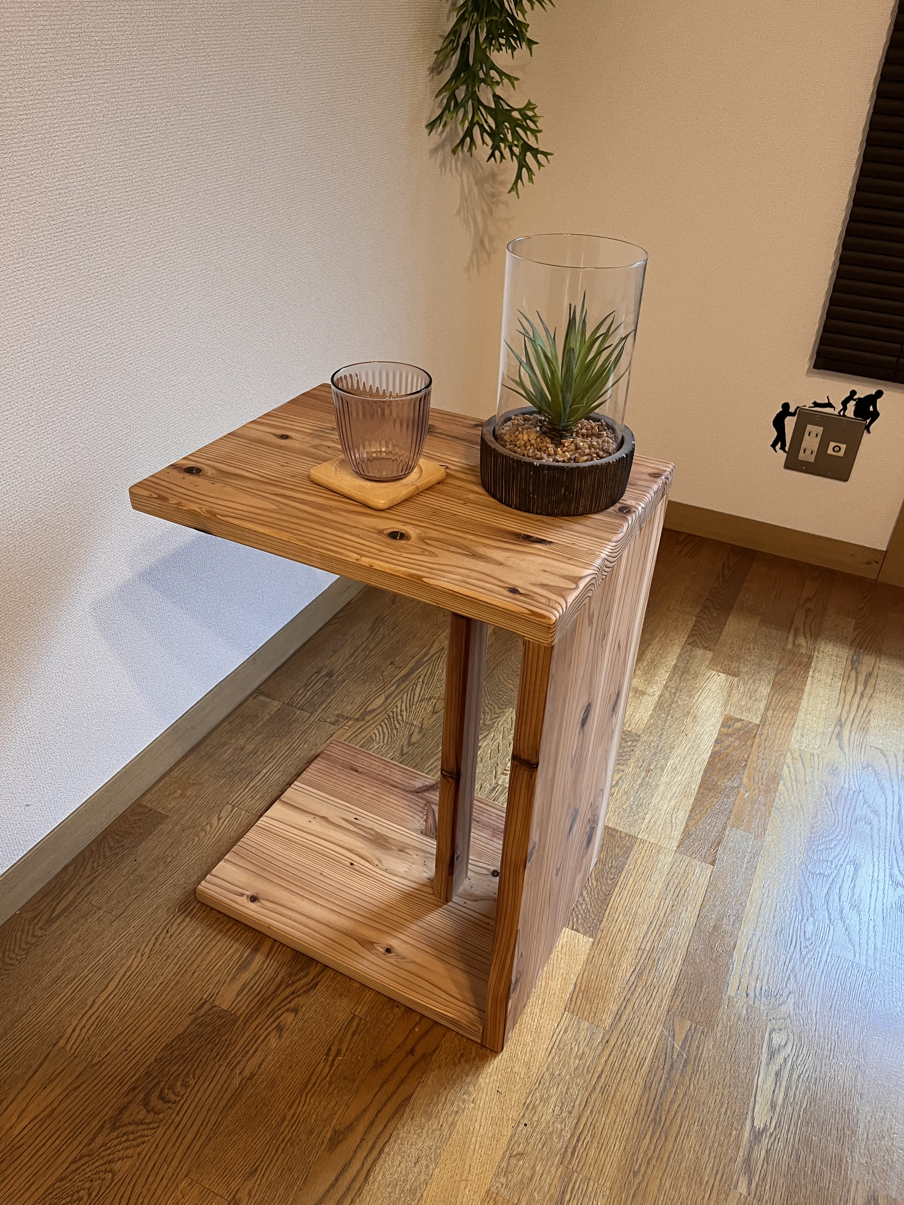 新商品】杉無垢のサイドテーブル サイズ変更可能 サイドテーブル 魔法