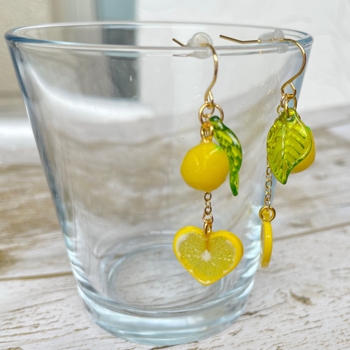 受注生産》レモンの爽やかイヤリング／ピアス♡フェイクスイーツ