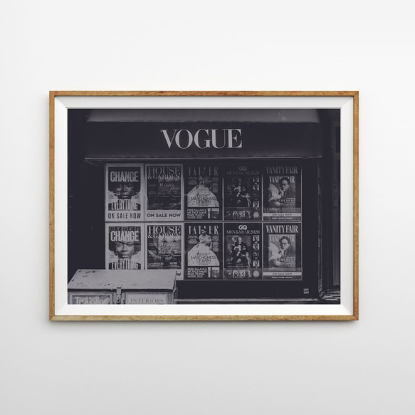 VOGUE ニューヨーク 本屋 フォトグラフ モノトーン おしゃれなポスター 1枚目の画像