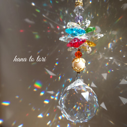 サンキャッチャー♡ハンドメイド「赤いお花のサンキャッチャー♥」 赤（レッド） サンキャッチャー のおすすめ人気通販｜Creema(クリーマ