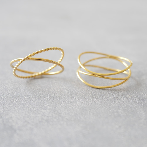 2点セット サージカルステンレス 華奢クロスリングとゆる編みリング