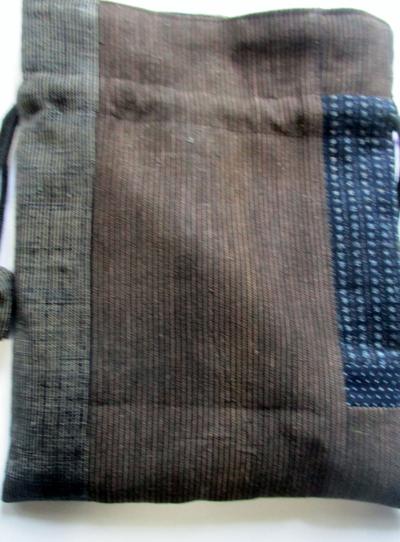 ７３９９　綿の着物で作った巾着袋　＃送料無料 4枚目の画像
